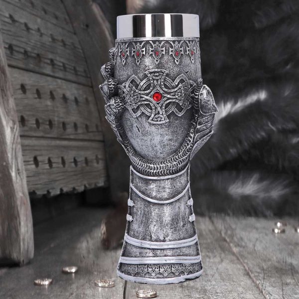 Gauntlet Goblet 23cm - Image 5