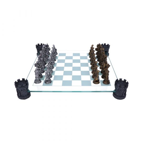 Medieval Knight Chess Set 43cm - Image 3